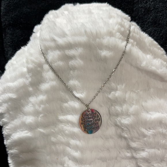 Love between mother and daughter Necklace - Picture 5 of 9